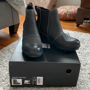 Sorel Joan of Arctic Wedge II Chelsea bootie